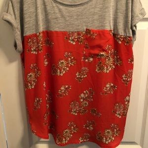 Multi fabric floral top xl